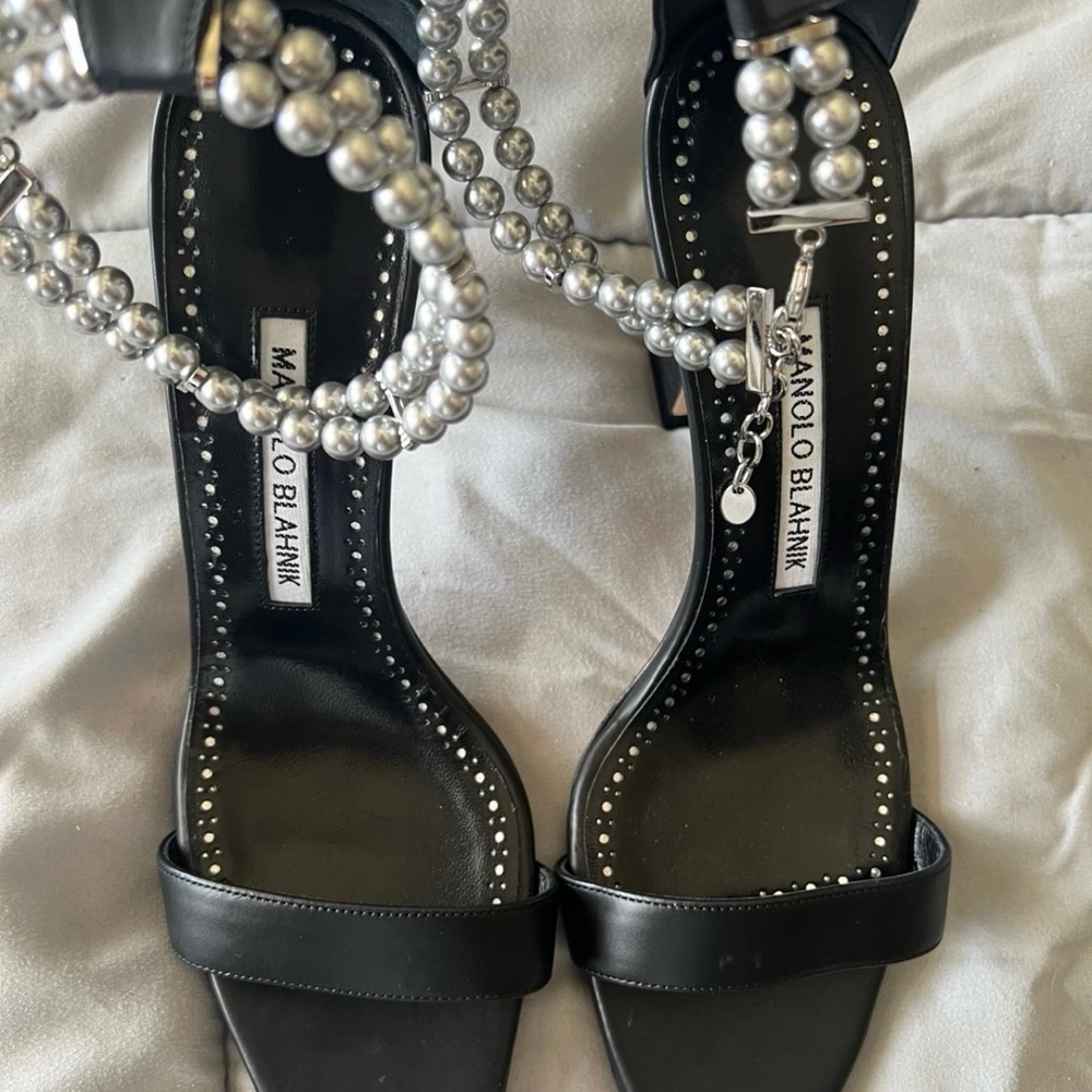 Manolo Blahnik Charona 105 Sandal NWOB - Picture 5 of 8